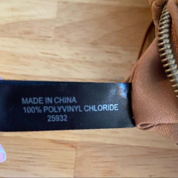 Kenneth Cole Reaction Tan Vegan Leather Satchel Handbag - Picture 7 of 11